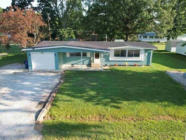 House for sale in Farmersburg, Indiana