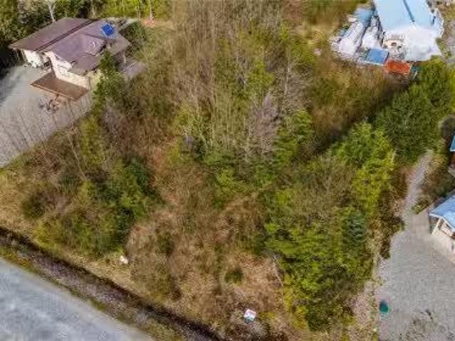 House for sale in Clayoquot, British Columbia