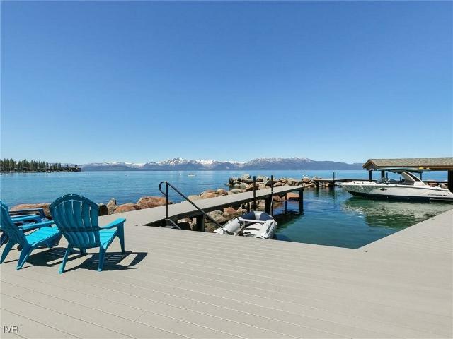 House for sale in Glenbrook