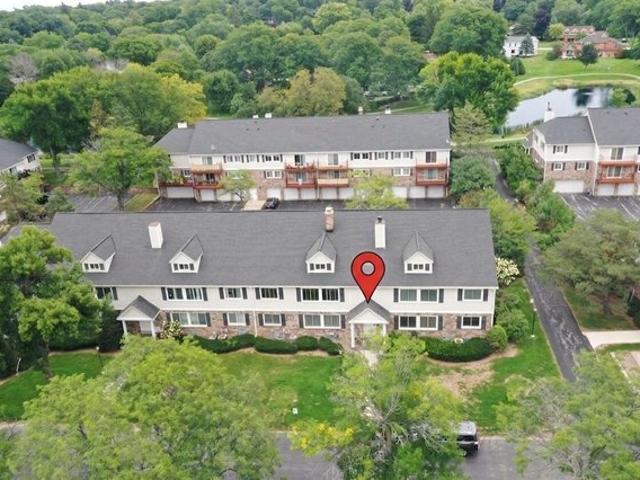 Condo for sale in Elm Grove, Waukesha County