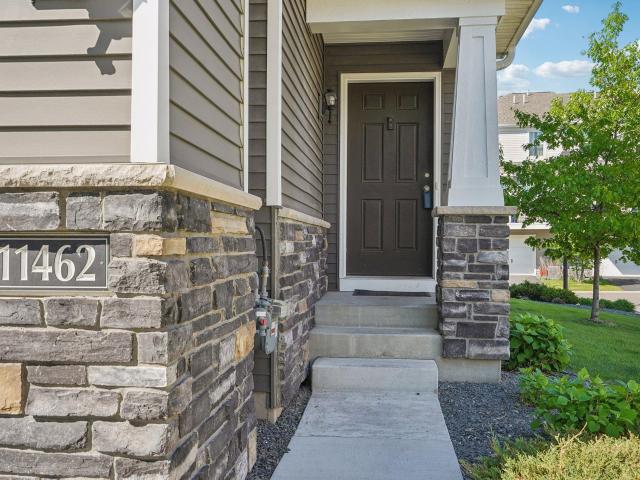 Townhouse for sale in Maple Grove
