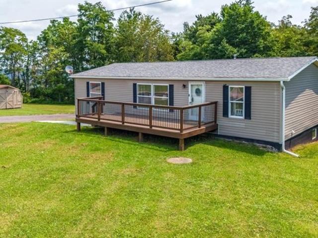 House for sale in Garrett, Maryland