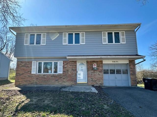 House for sale in Roselawn, Ohio