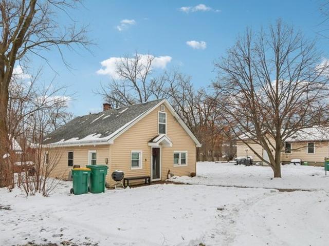 House for sale in Illinois