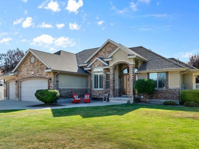 House for sale in South Jordan, Utah