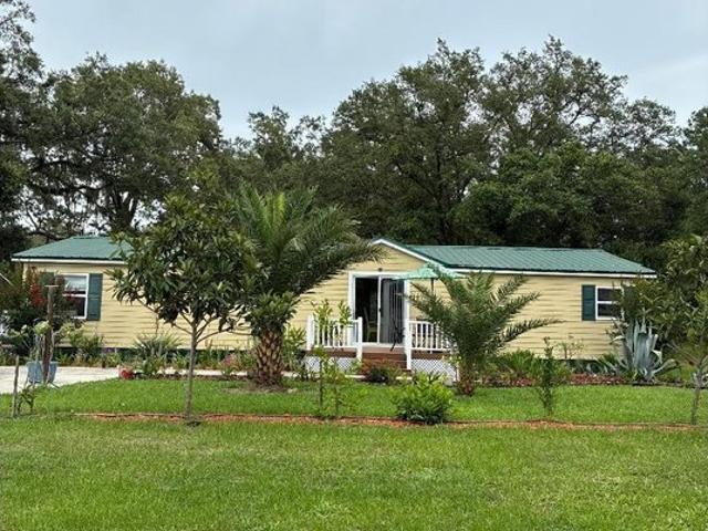 House for sale in Suwannee, Florida
