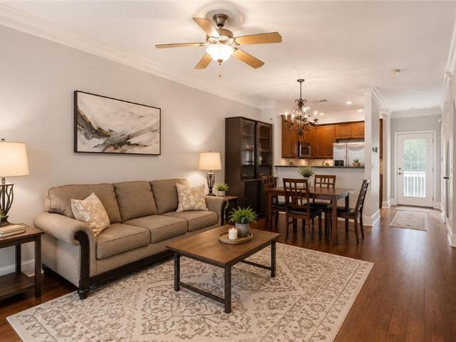 Townhouse for sale in Sandy Springs, Georgia