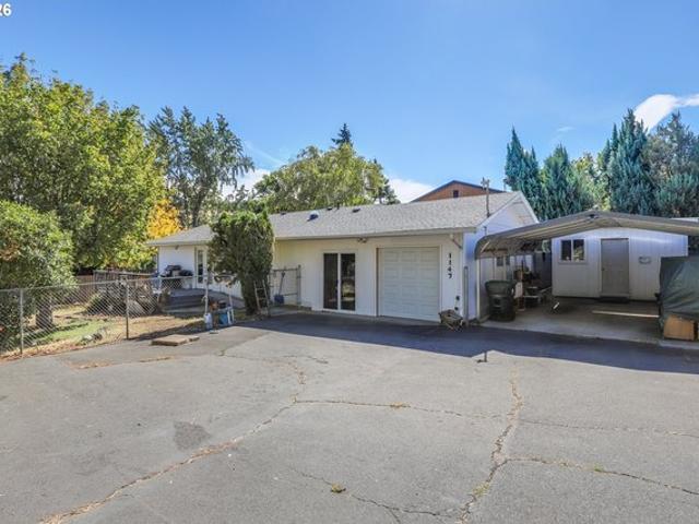 House for sale in Oregonia