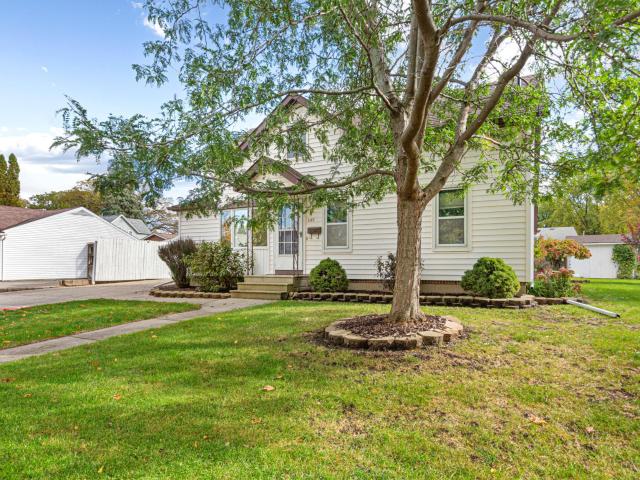 House for sale in Owatonna, Steele County