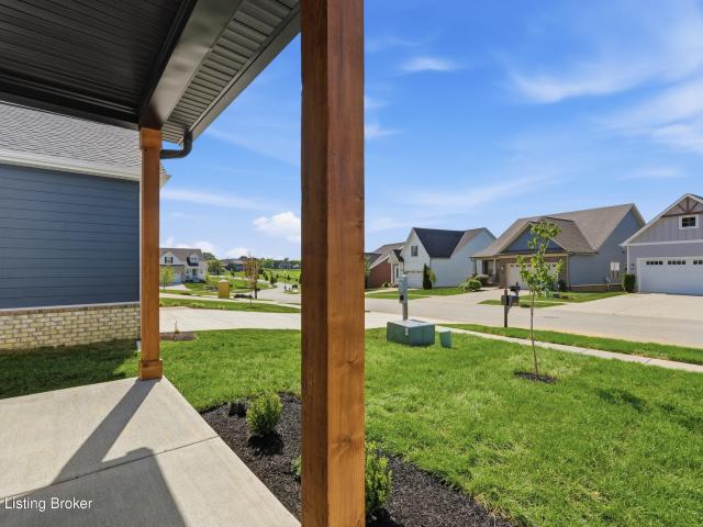 House for sale in Simpsonville, Kentucky