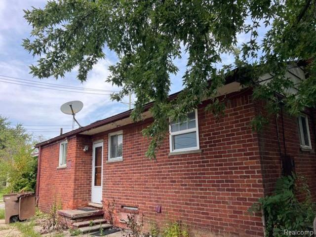 House for sale in Pontiac, Michigan