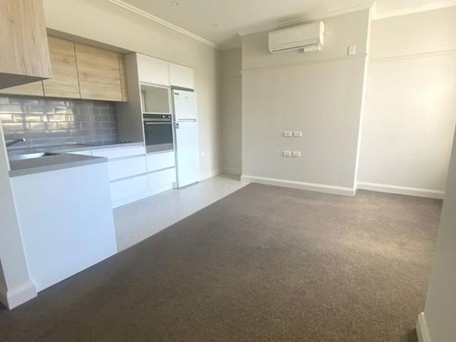 Apartment for rent in Oriental Bay, Wellington