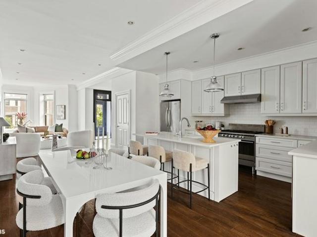 Townhouse for sale in Kings County, New York
