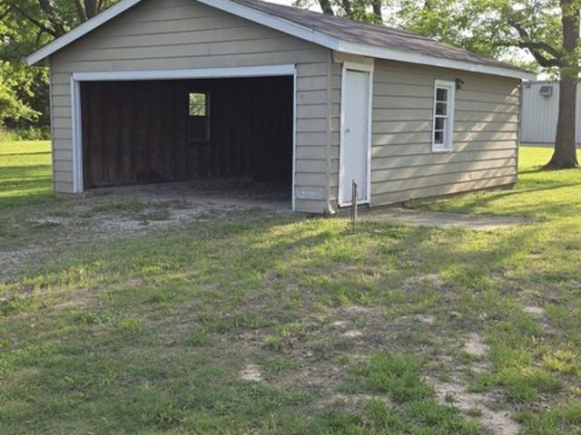 Land for sale in Mount Vernon, Illinois