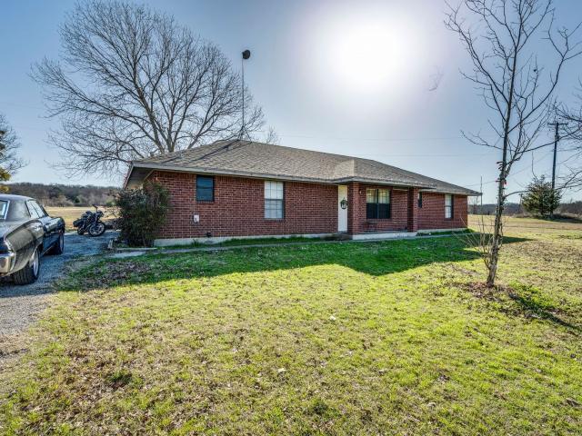 House for sale in Cleburne