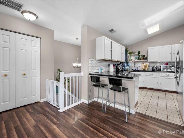 Condo for sale in Glendale Heights, Illinois