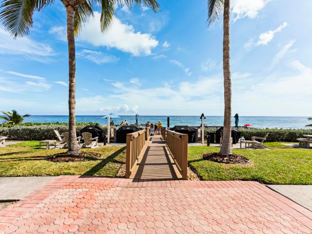 Condo for sale in Hillsboro Beach, Florida