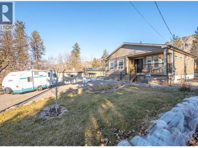 House for sale in Okanagan Falls, British Columbia