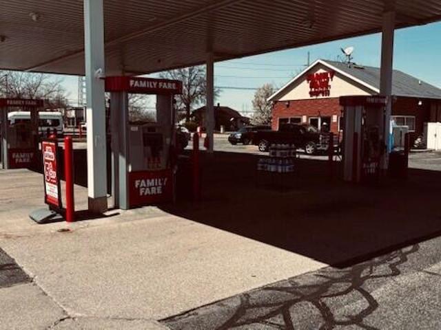 Commercial for sale in Holland, Michigan