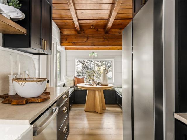 House for sale in Rimforest, California