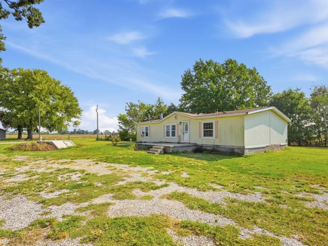 House for sale in Golden City, Barton County