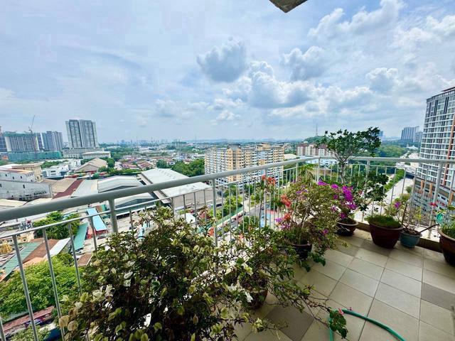 Condominium for sale in Petaling, Alam Impian