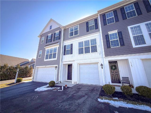Townhouse for sale in Cuddy, Pennsylvania