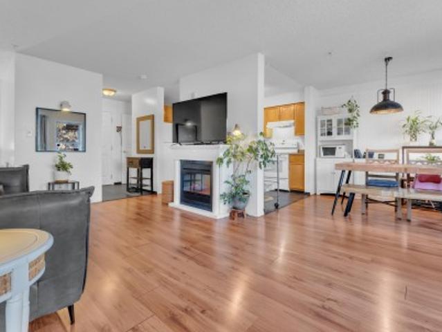 Condo for sale in Saint Albert, Alberta