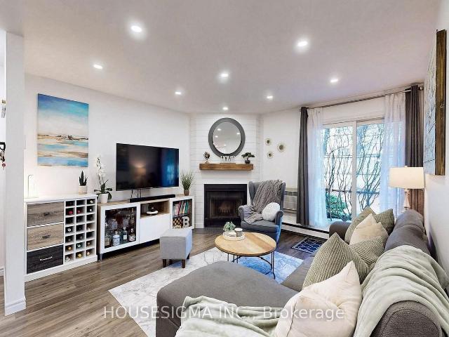 Condo for sale in Oakville, Ontario