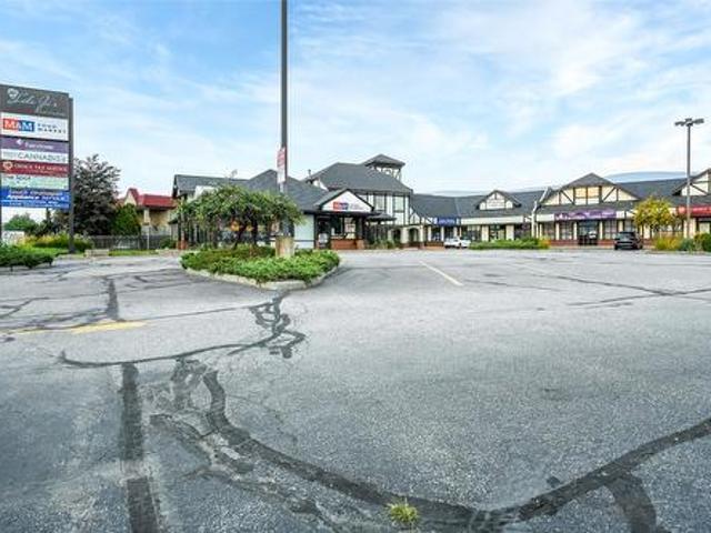 Commercial for rent in Penticton, British Columbia