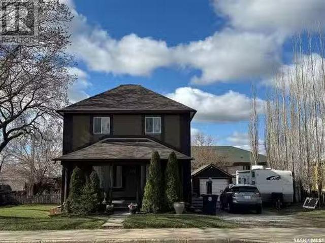 House for sale in Biggar, Saskatchewan