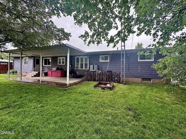 House for sale in Fessenden, North Dakota