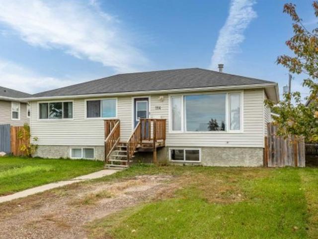 House for sale in Redcliff