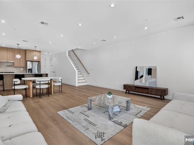 Condo for sale in Guttenberg, Hudson County