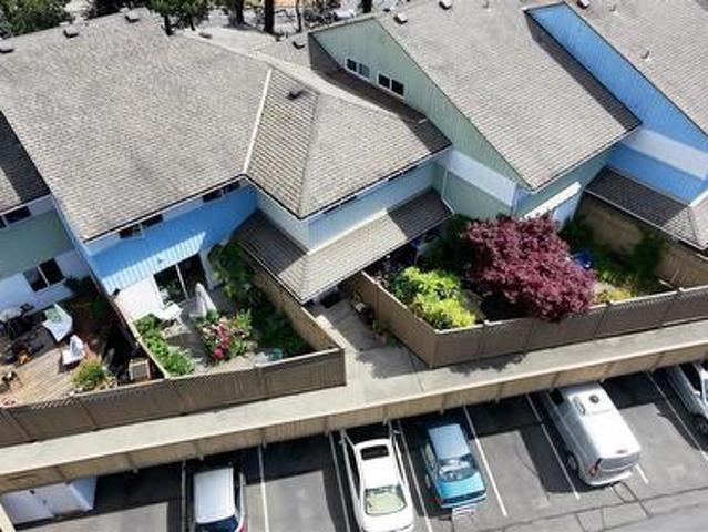 House for sale in Victoria, British Columbia