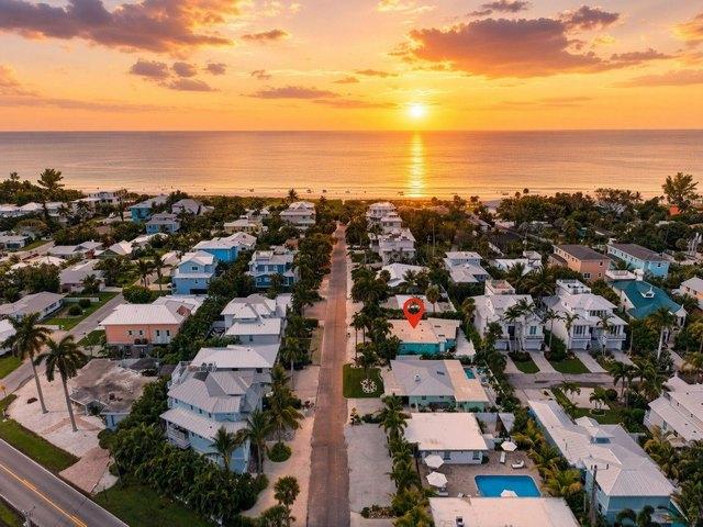 House for sale in Bradenton Beach, Manatee County