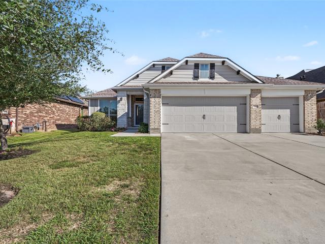 House for sale in Estates of Lake Creek Village, Montgomery