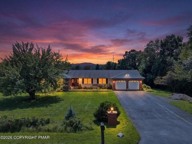 House for sale in Gilbert, Pennsylvania