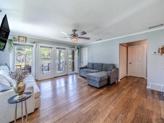 House for sale in Henderson, Texas