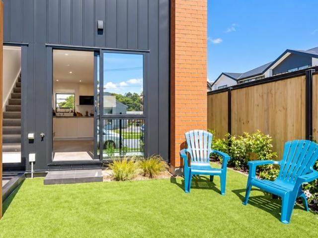 House for rent in Pōmare, Lower Hutt