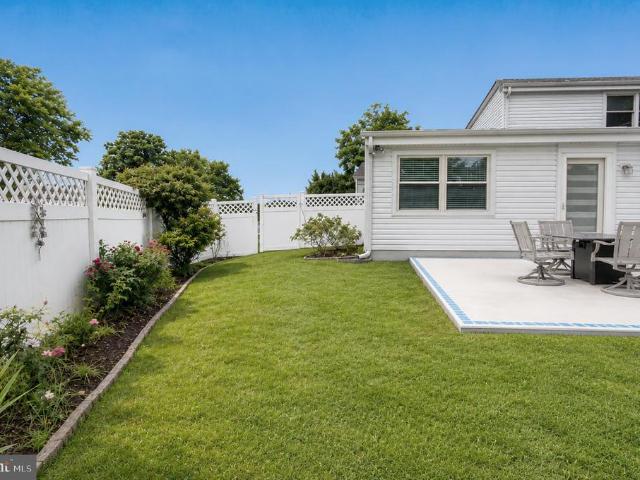 Townhouse for sale in Mount Laurel, New Jersey