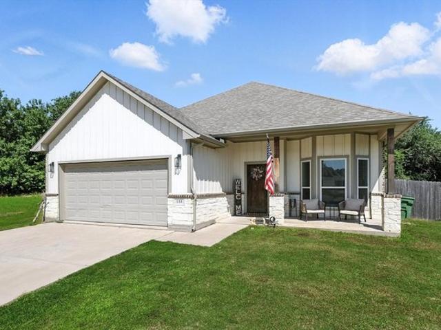 House for sale in Whitesboro, Texas