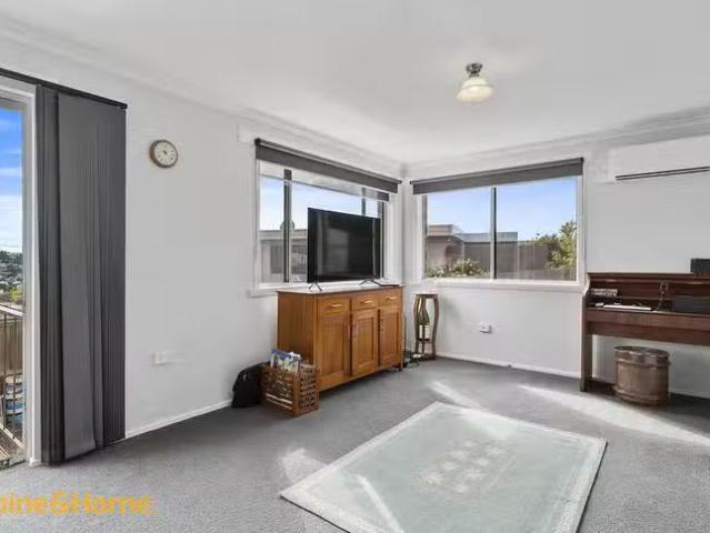 Apartment for rent in Blackmans Bay, Tasmania
