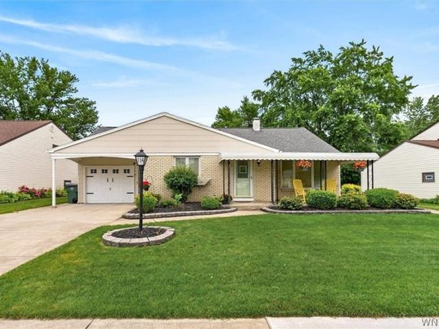 House for sale in Bowmansville, New York
