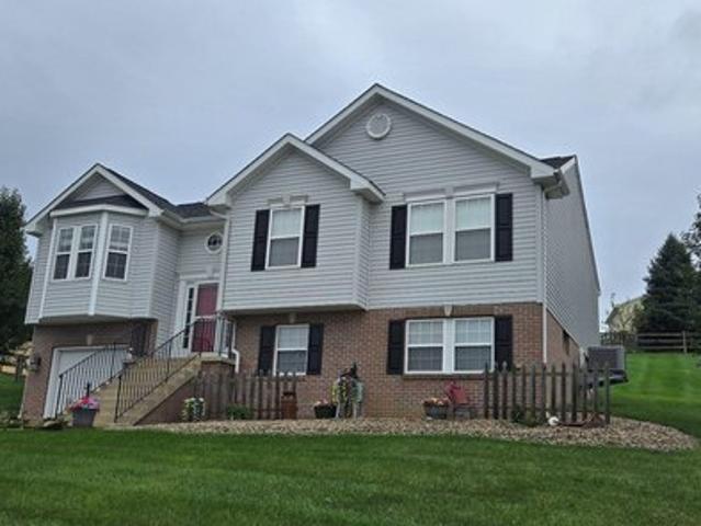 House for sale in Whispering Hills, Smithsburg