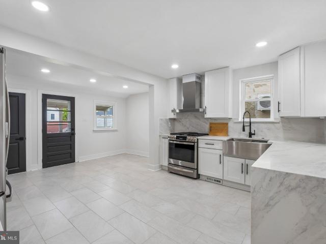 Townhouse for sale in Delco, Pennsylvania