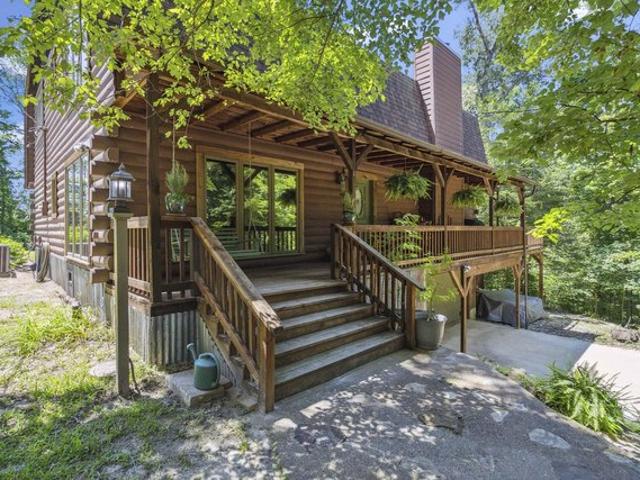 House for sale in Harrison, Texas