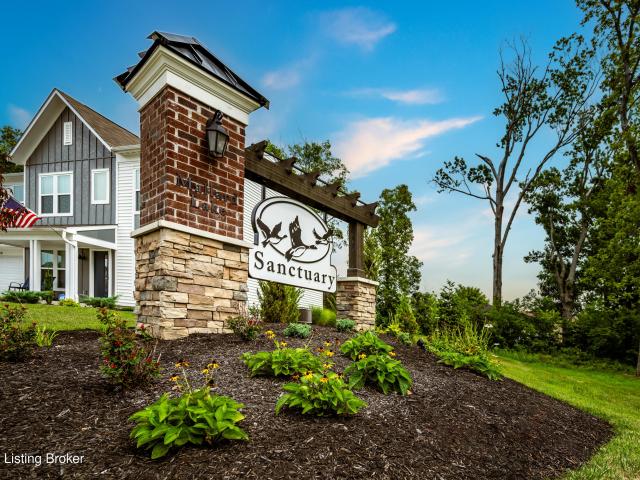 House for sale in Shepherdsville, Kentucky