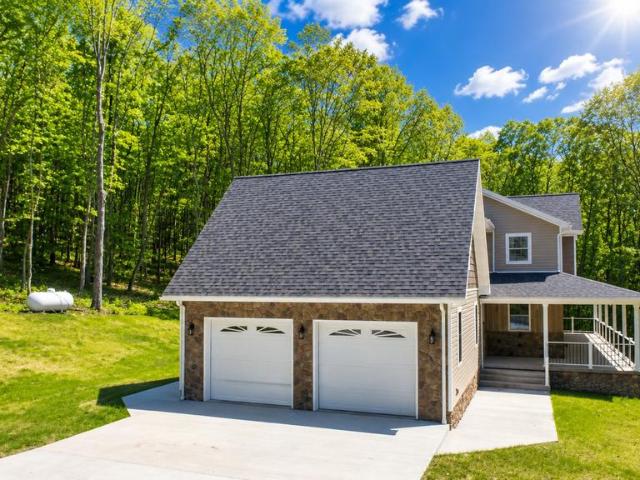 House for sale in Dellslow, West Virginia