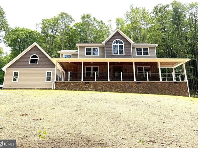 House for sale in Morgantown, West Virginia